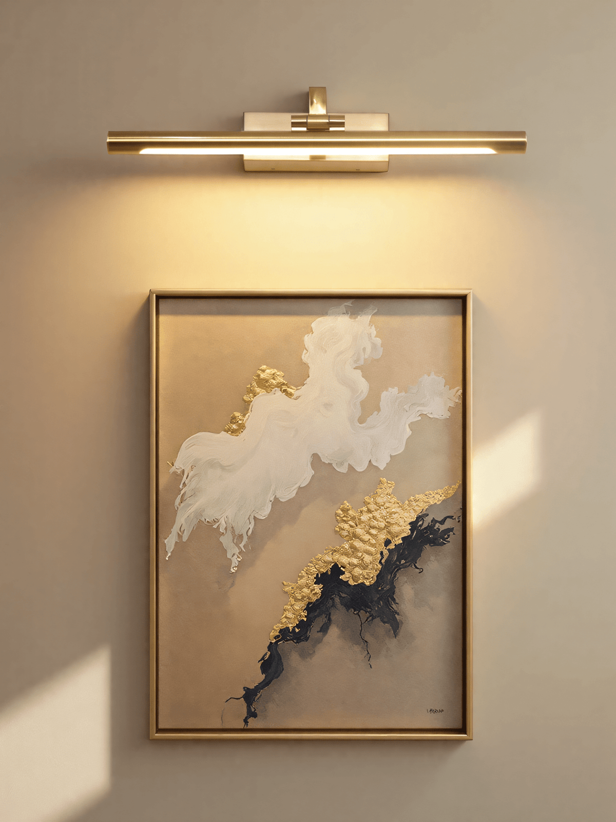 Taralor Linear Wall Light