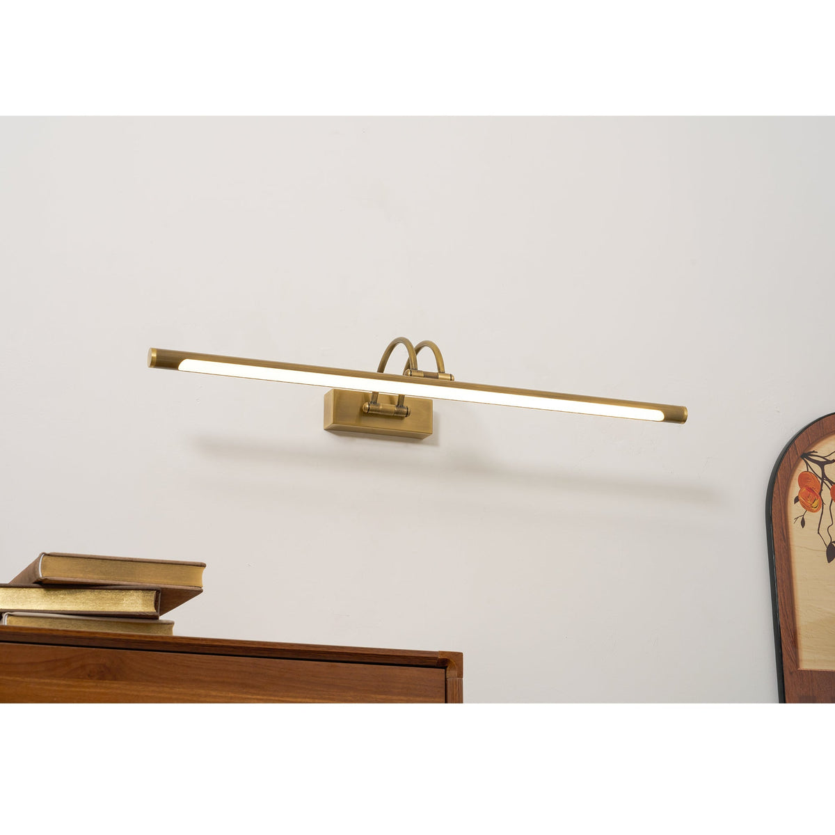 Pisali Linear Wall Light