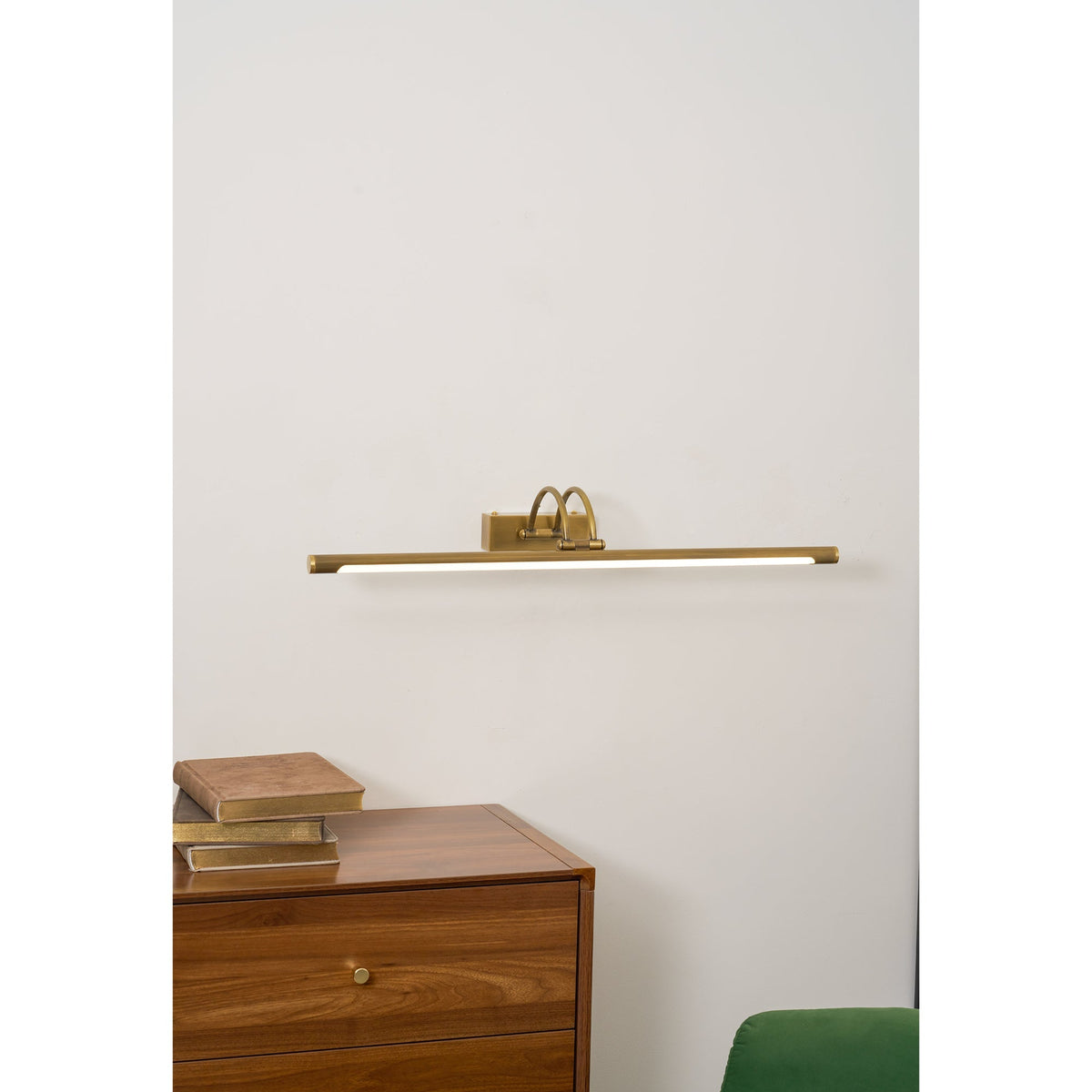 Pisali Linear Wall Light
