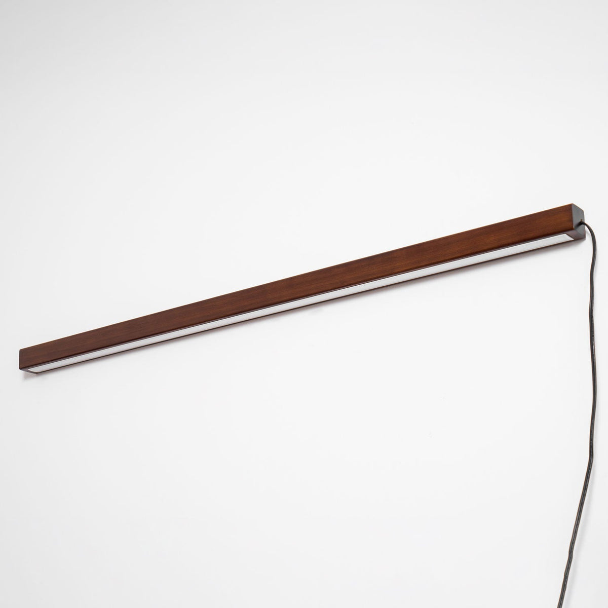 Nelvina Linear Wall Light