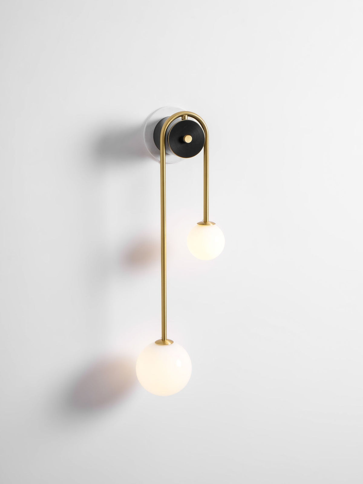 Jikelis Arched Wall Light