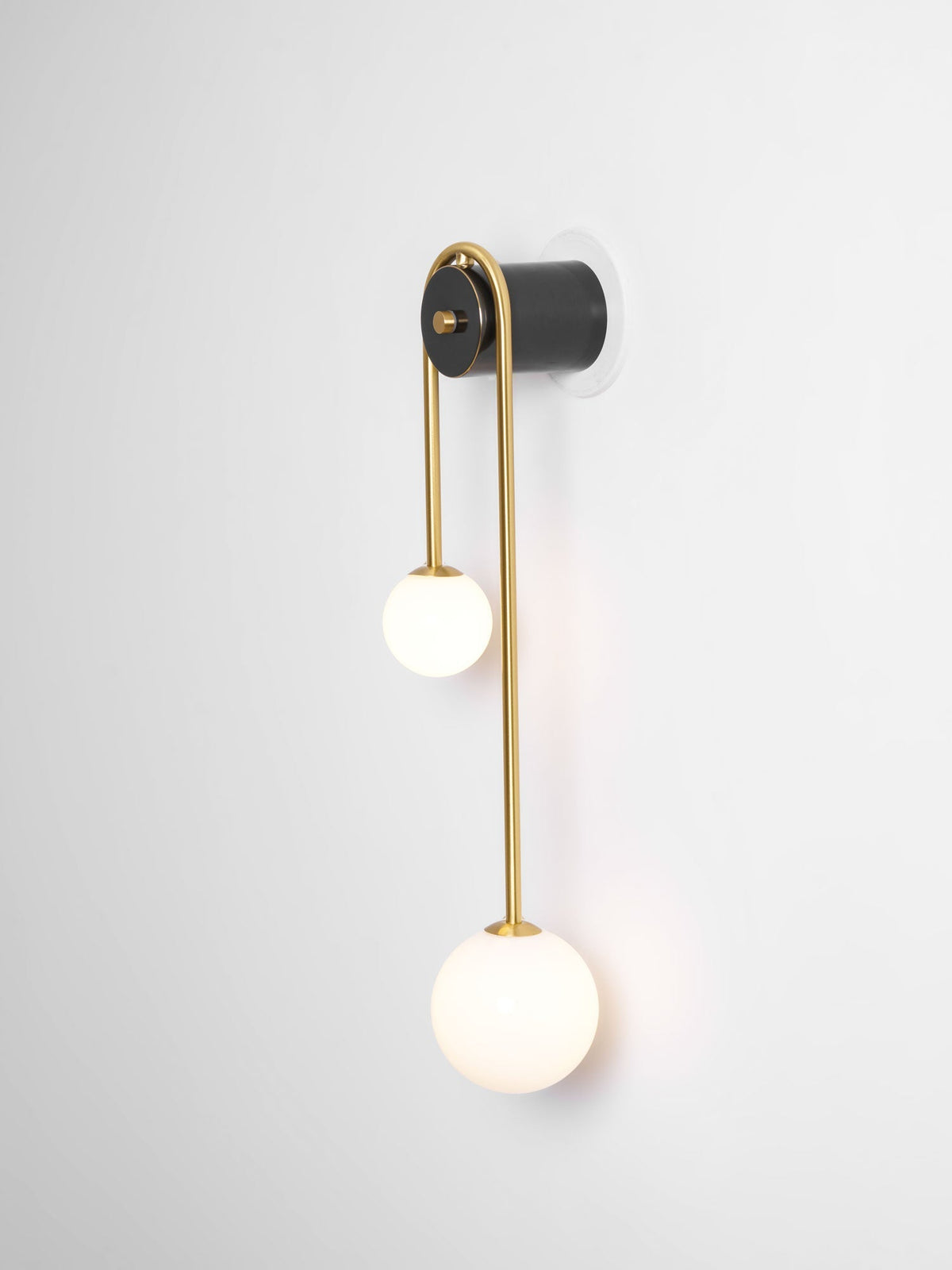 Jikelis Arched Wall Light