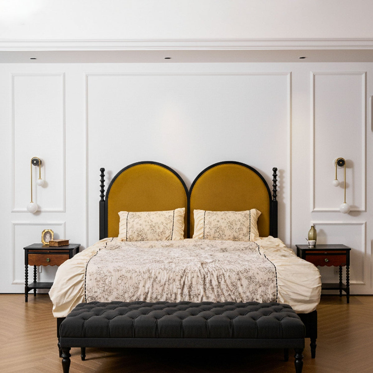 Jikelis Arched Wall Light