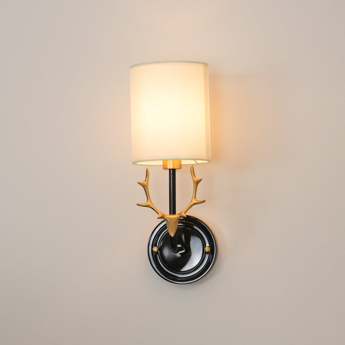 Vemia Deer Wall Light