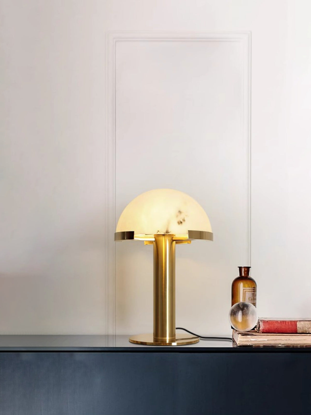 Liria Minimalist Table Lamp
