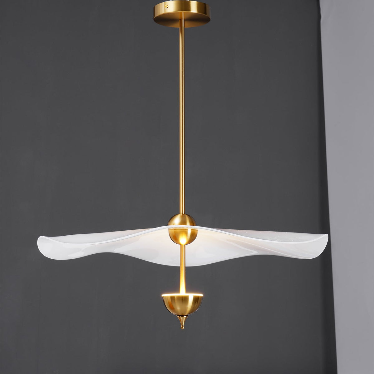 Vatosis Sculptural Pendant Light