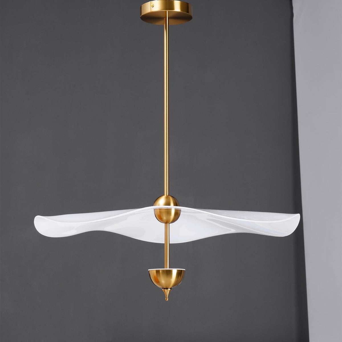Vatosis Sculptural Pendant Light