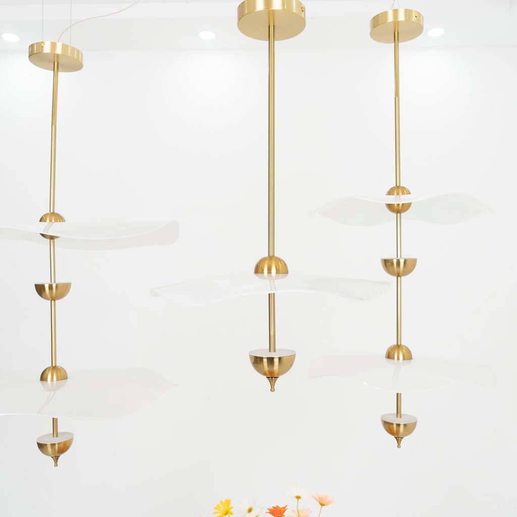 Vatosis Sculptural Pendant Light