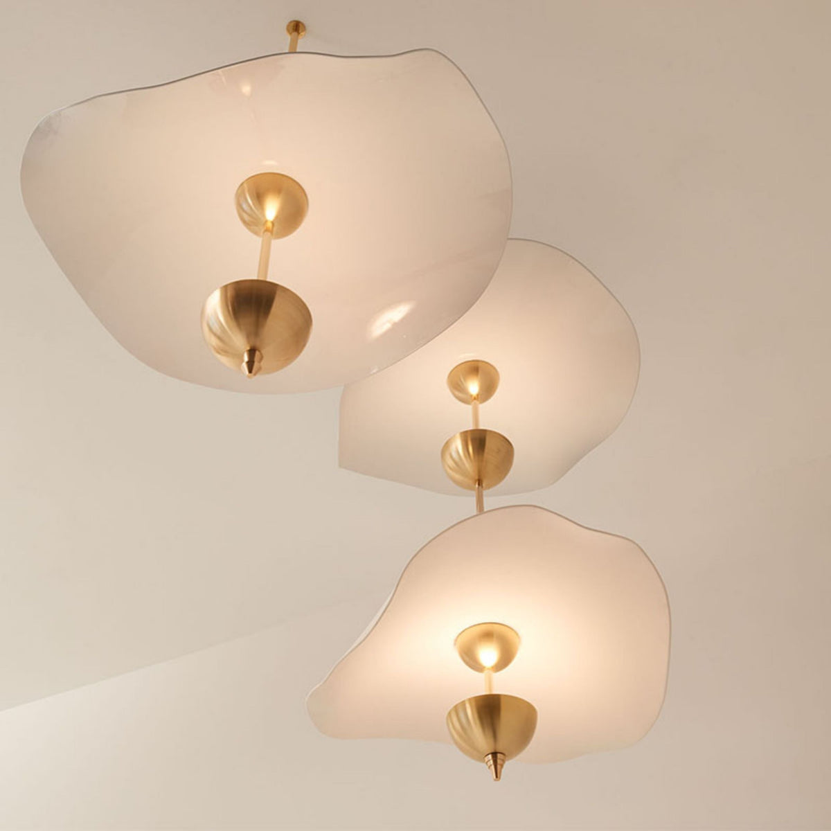 Vatosis Sculptural Pendant Light