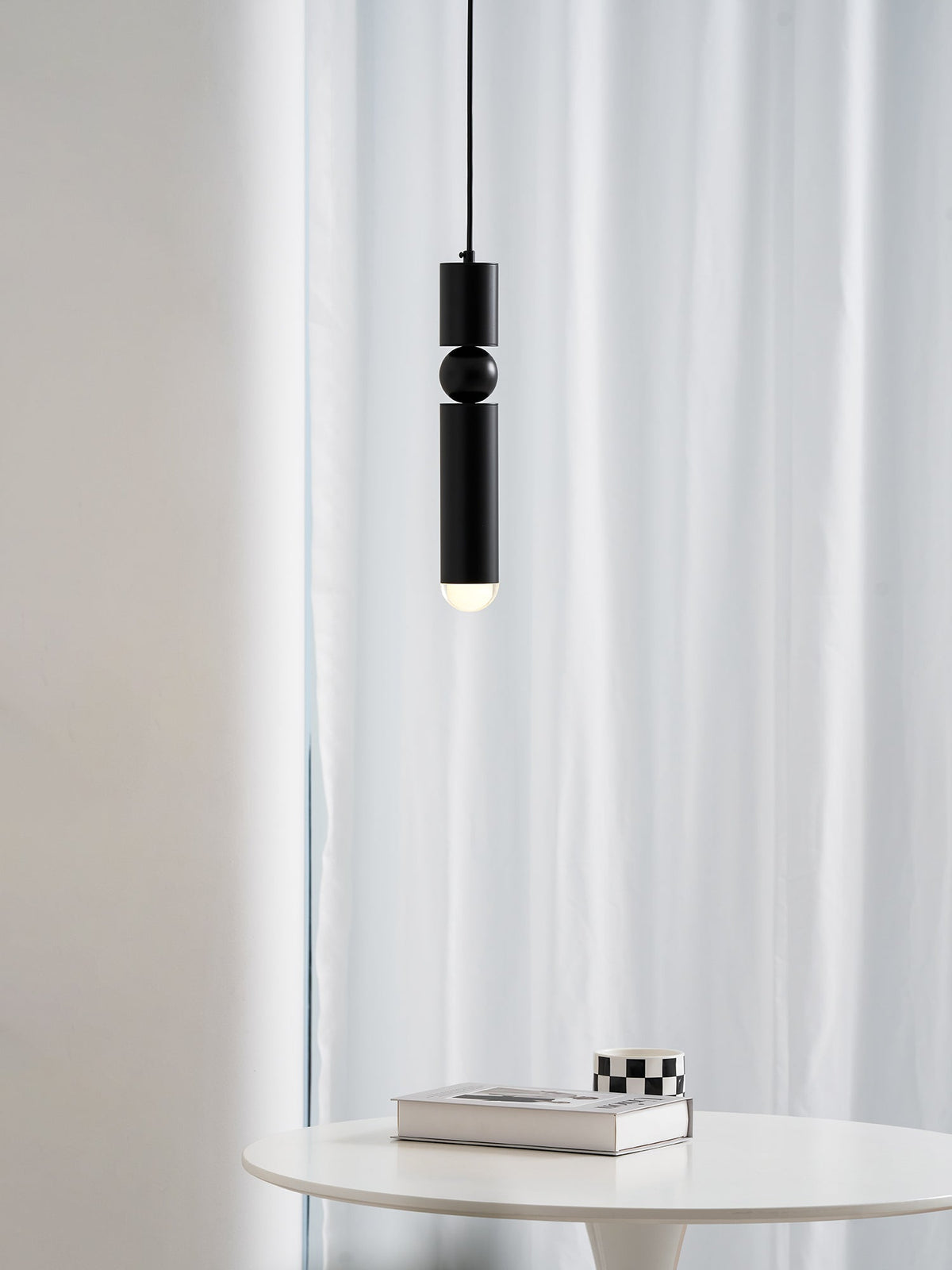 Sakereli Tube Pendant Light