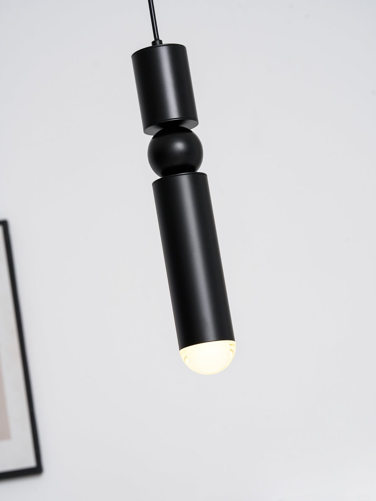 Sakereli Tube Pendant Light