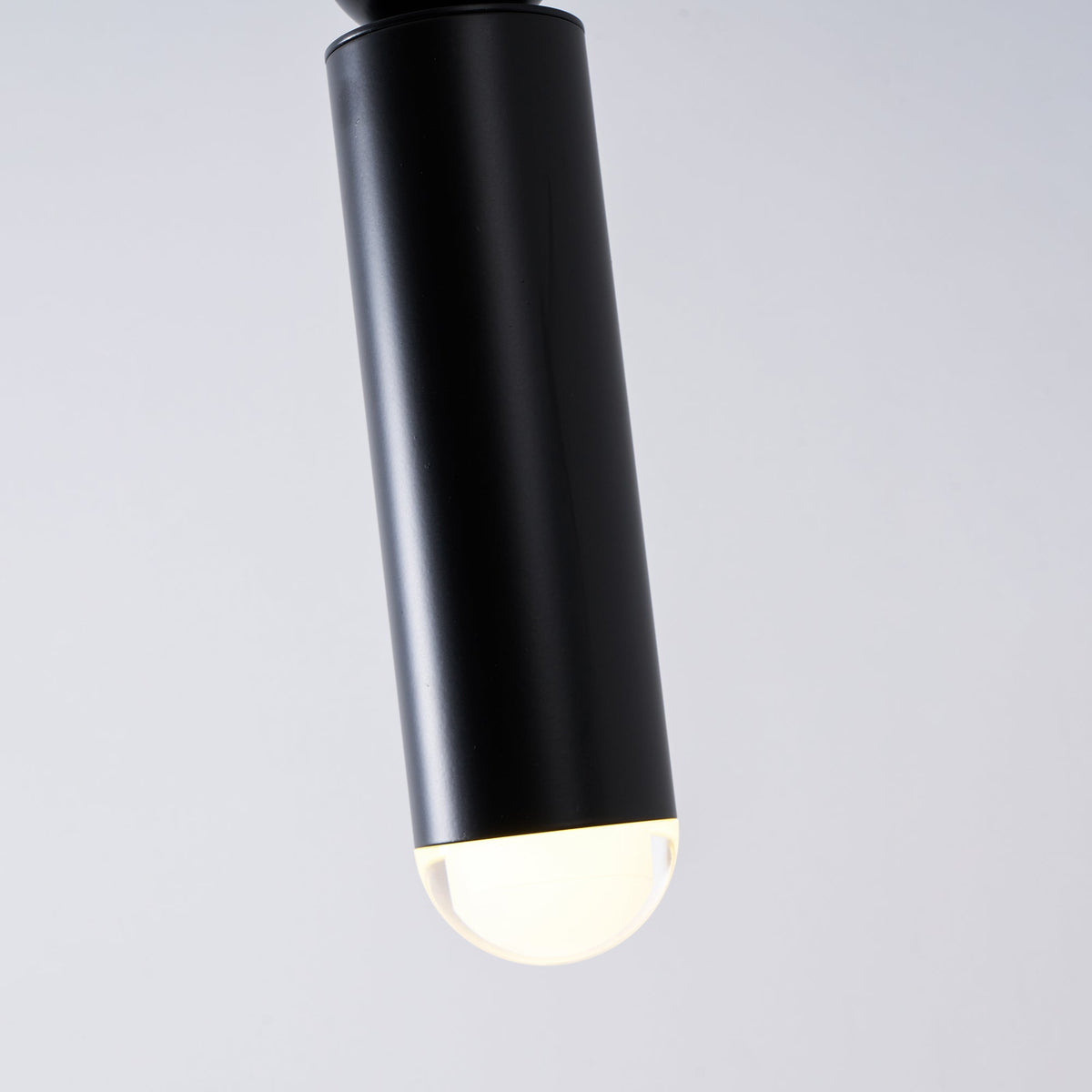 Sakereli Tube Pendant Light