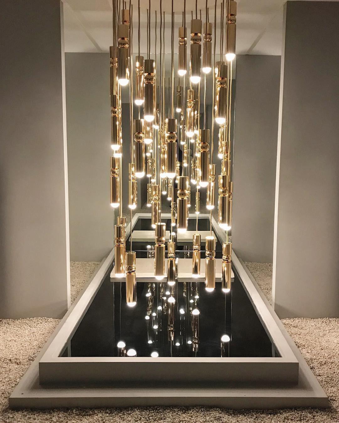 Sakereli Tube Pendant Light