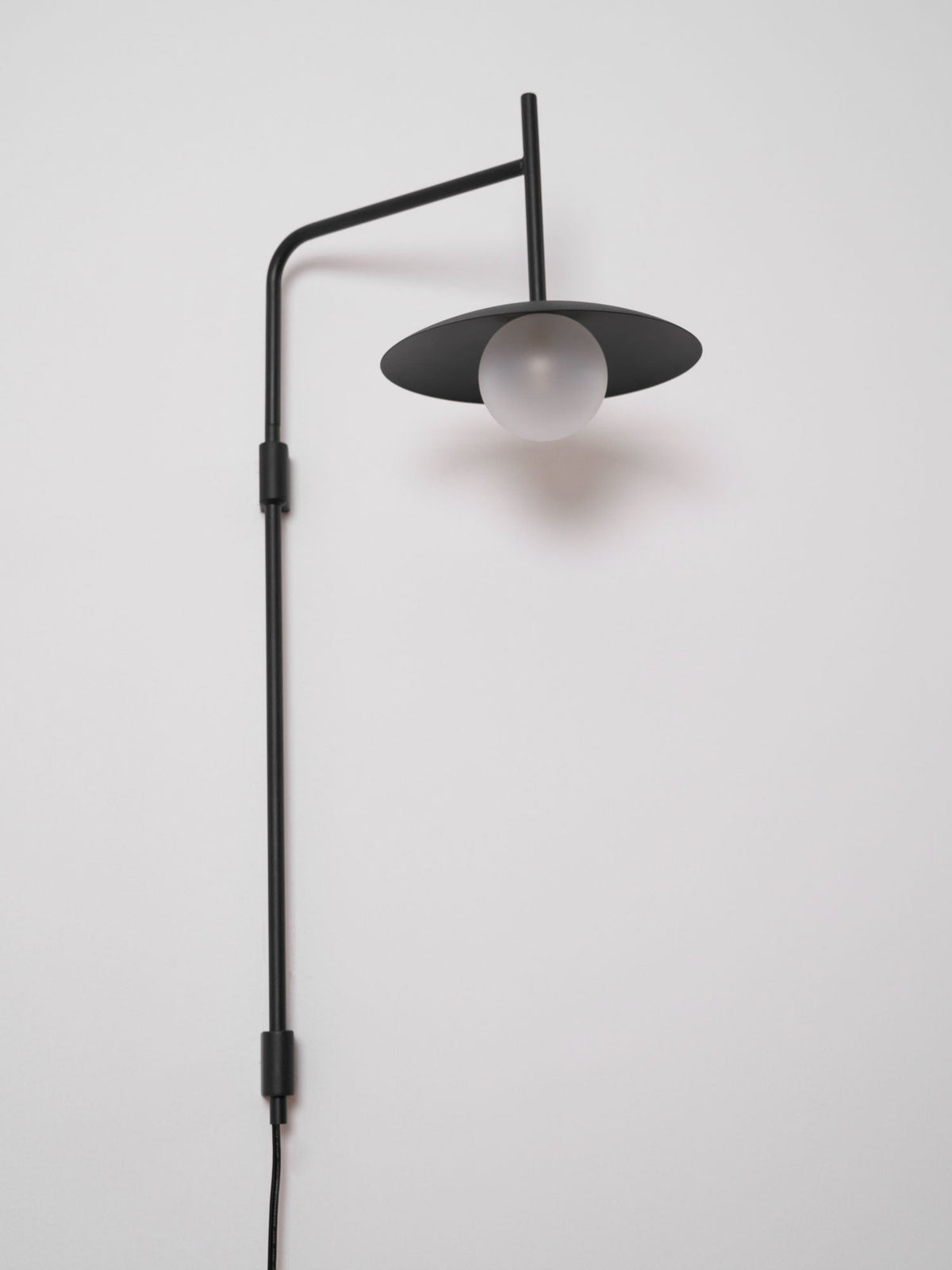 Gea Swing Arm Plug - in Wall Lamp - Vakkerlight