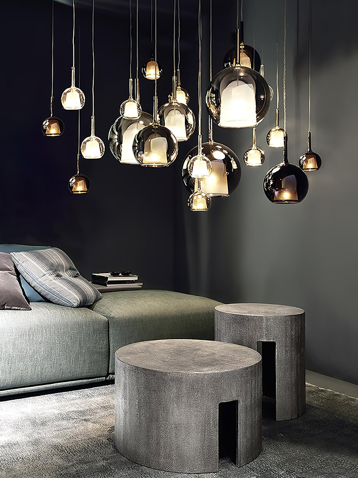 Masto Globe Pendant Light