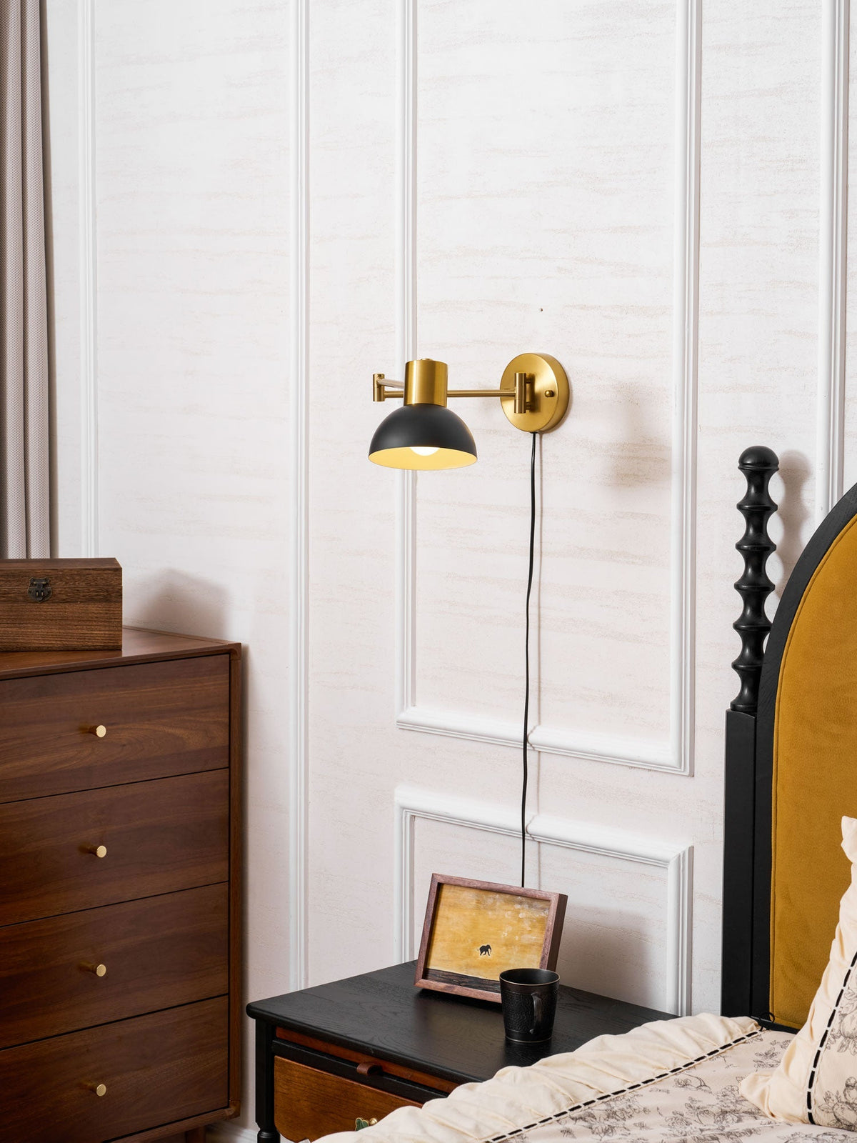 Blantona Adjustable Wall Light