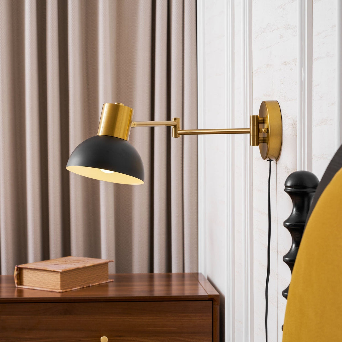 Blantona Adjustable Wall Light