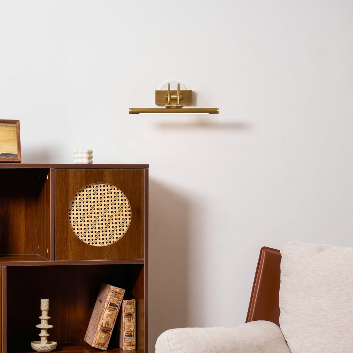 Pisali Linear Wall Light