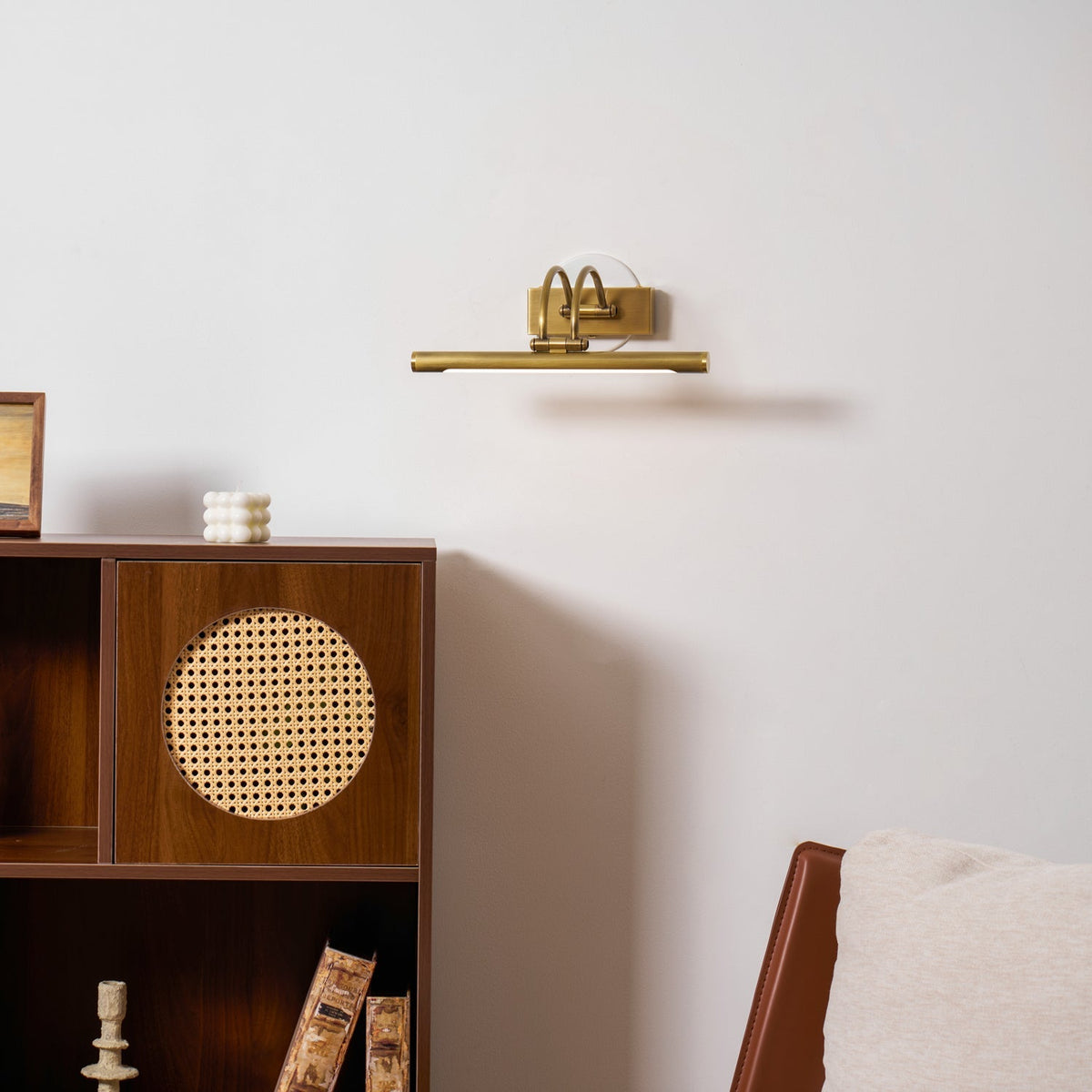 Pisali Linear Wall Light