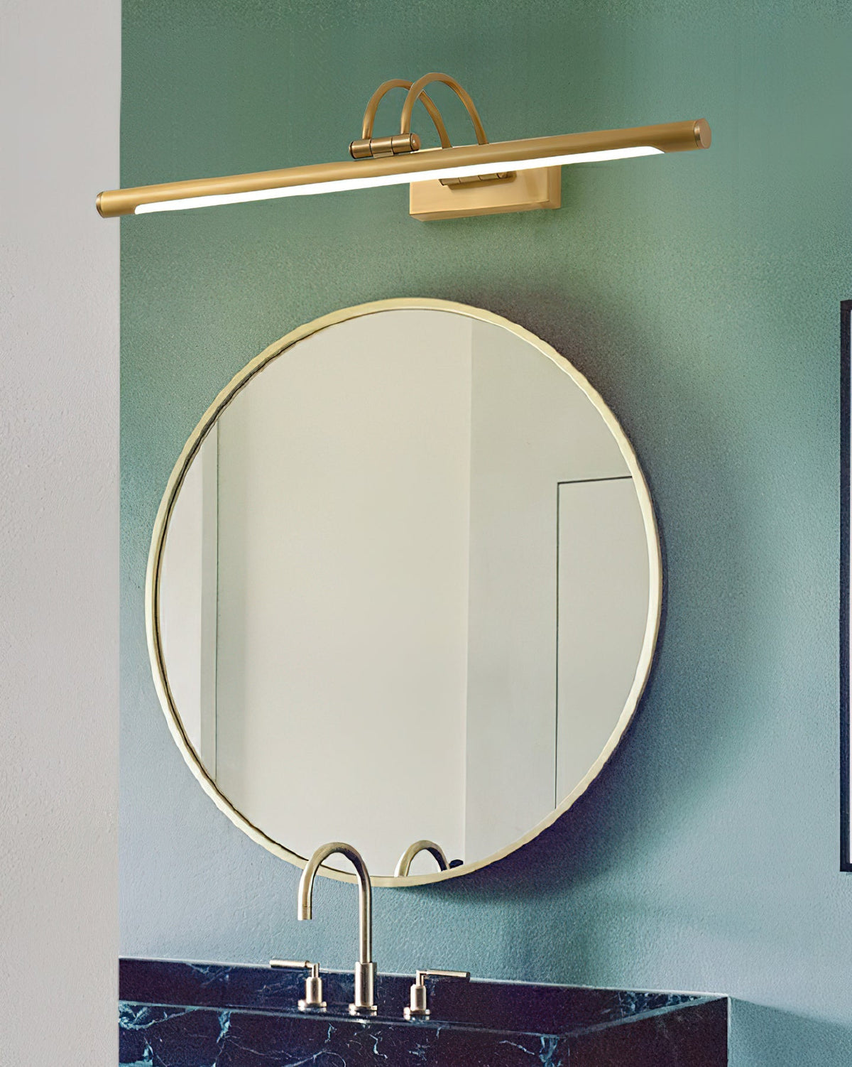 Pisali Linear Wall Light