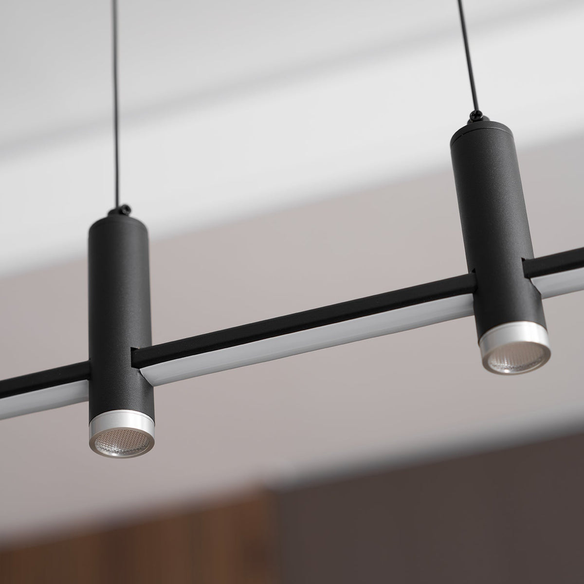 Buna Linear Pendant Light