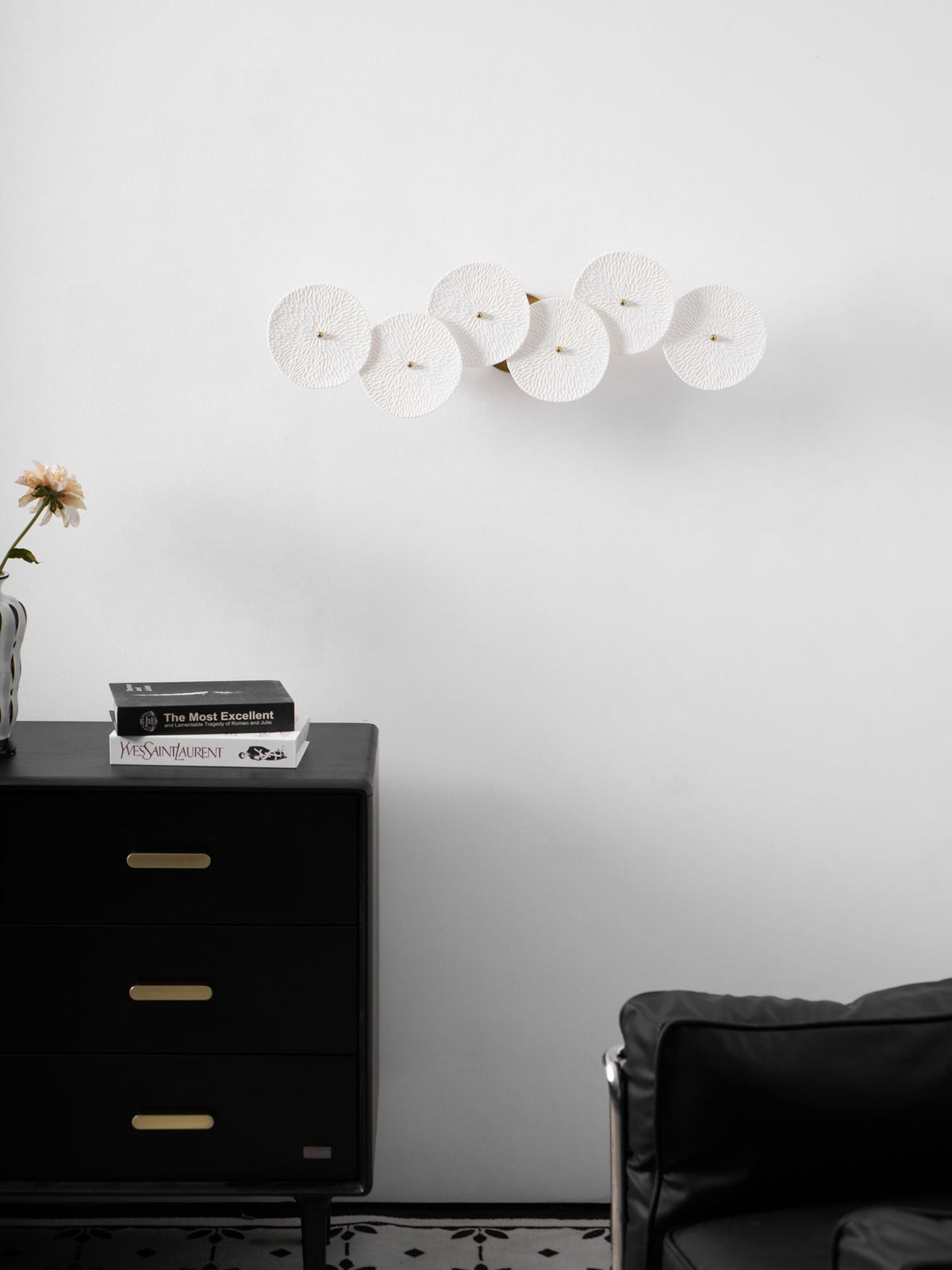 Dralan Lotus Wall Light