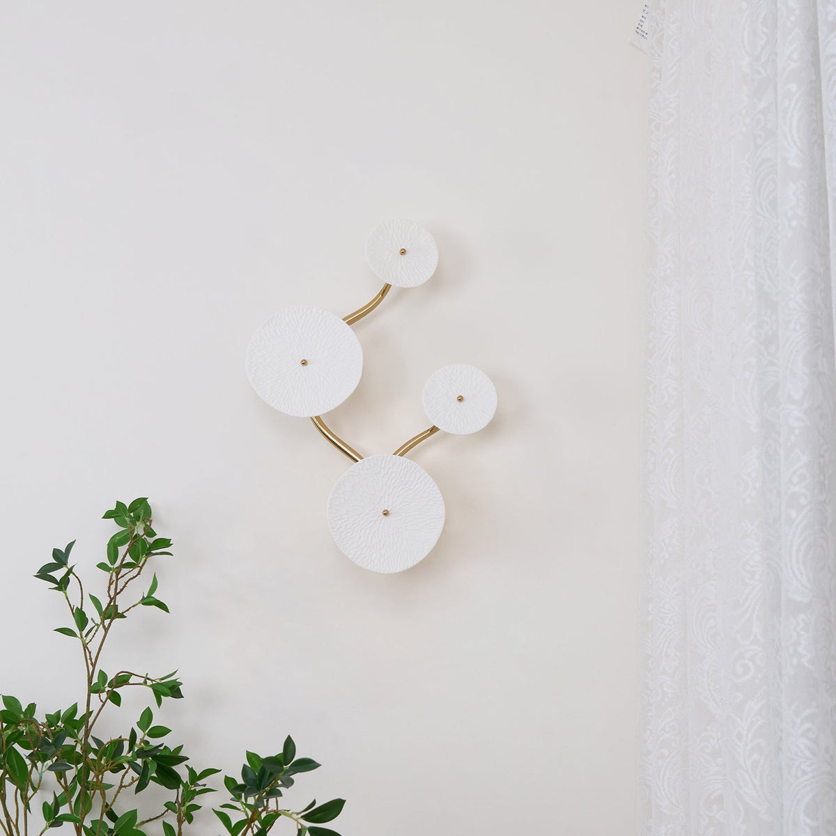 Dralan Lotus Wall Light