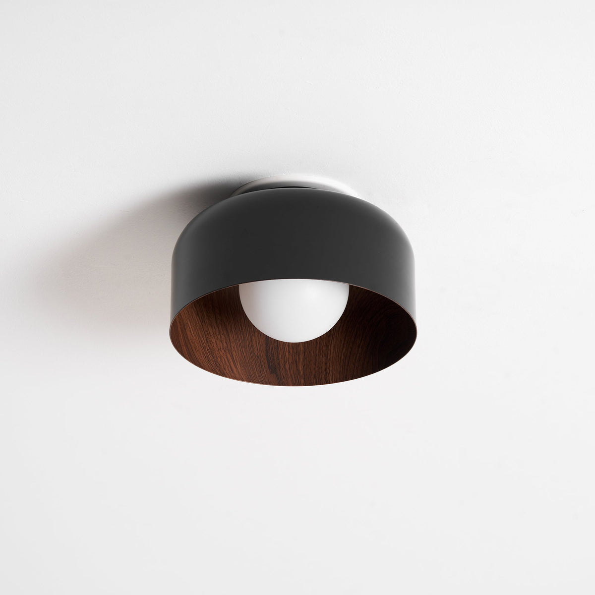 Loponi Globe Ceiling Light