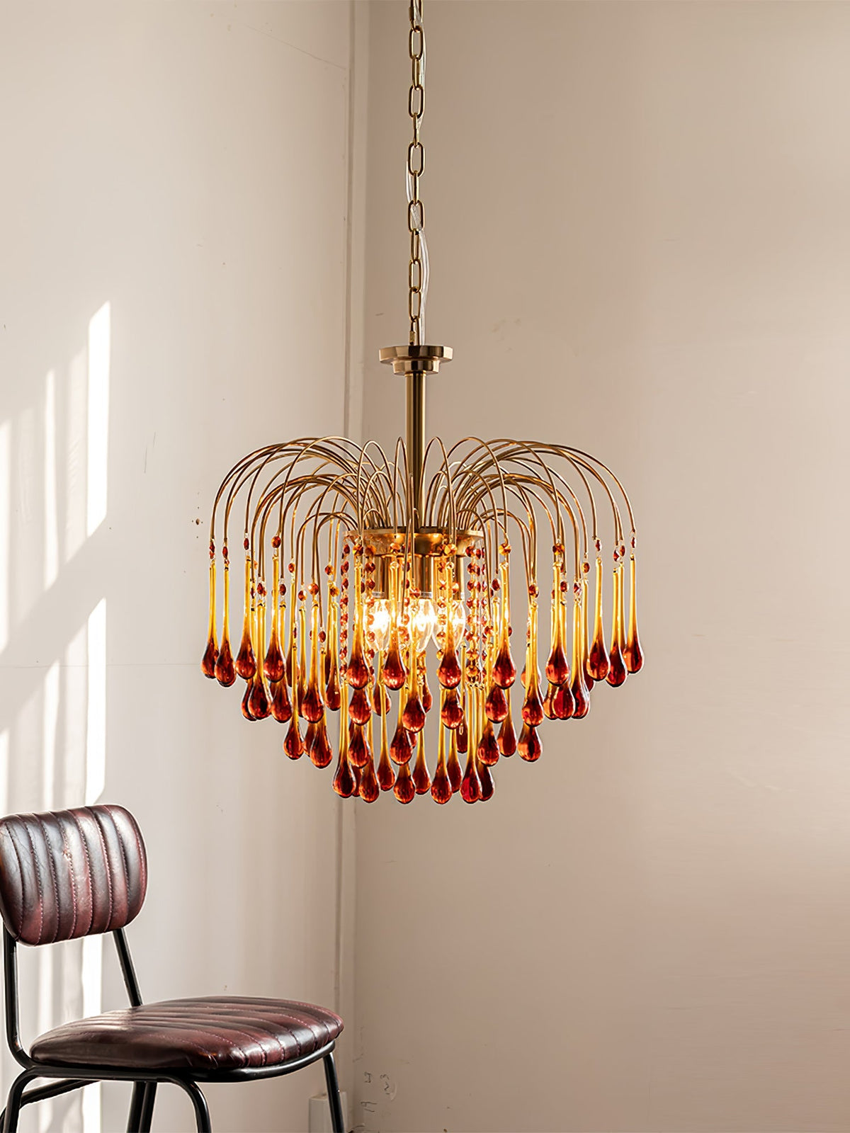 Cotaruro Vintage Chandelier