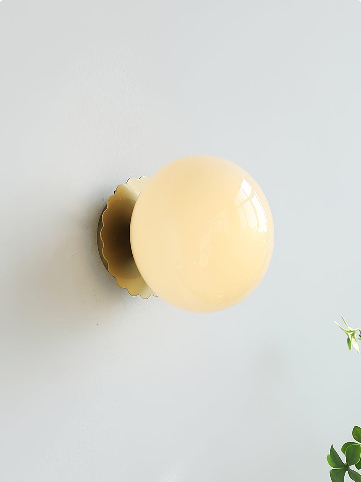 Pilenala Round Wall Light