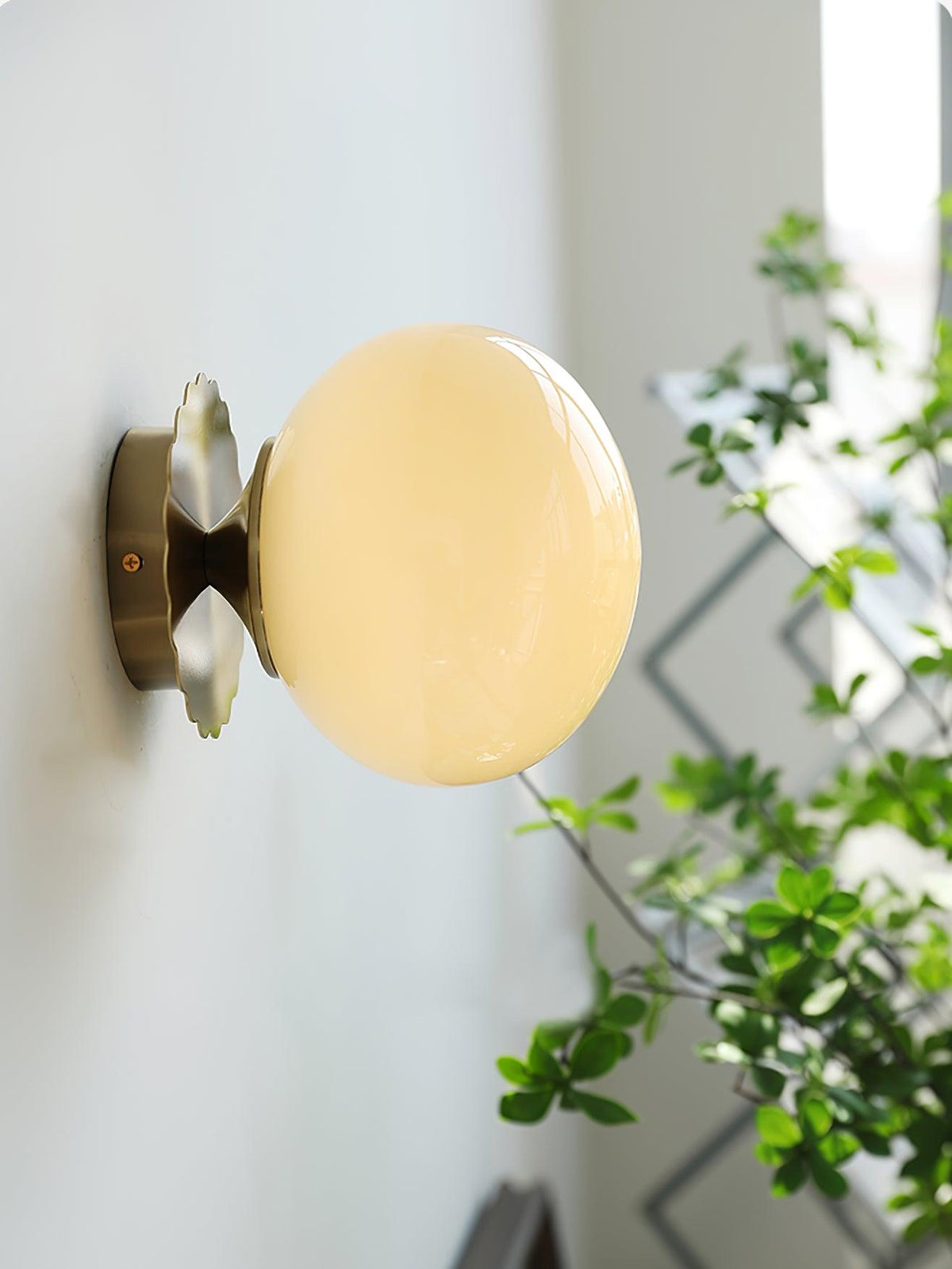 Pilenala Round Wall Light