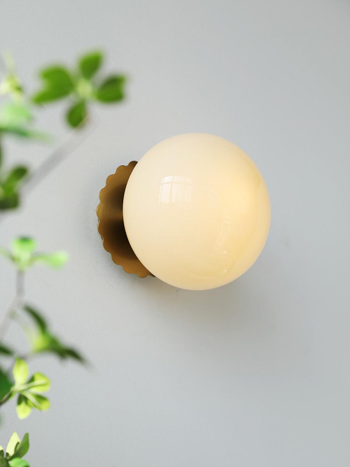 Pilenala Round Wall Light