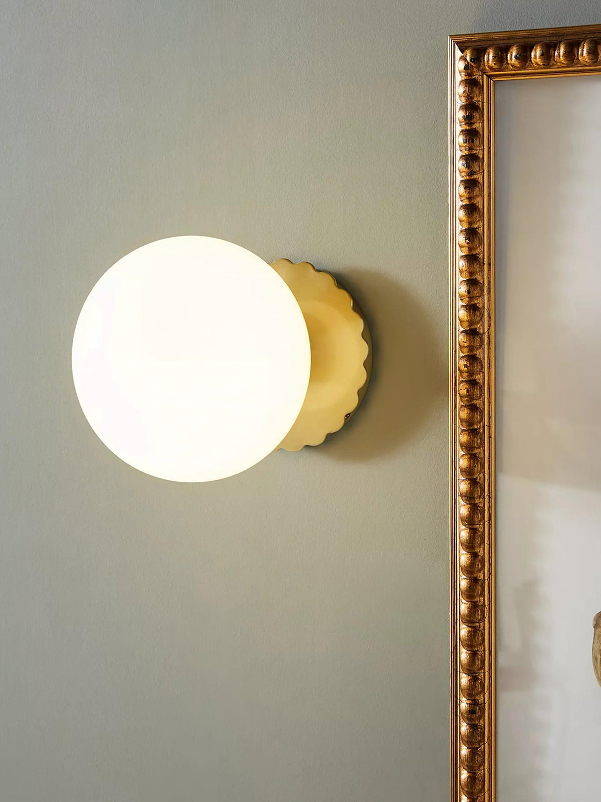 Pilenala Round Wall Light