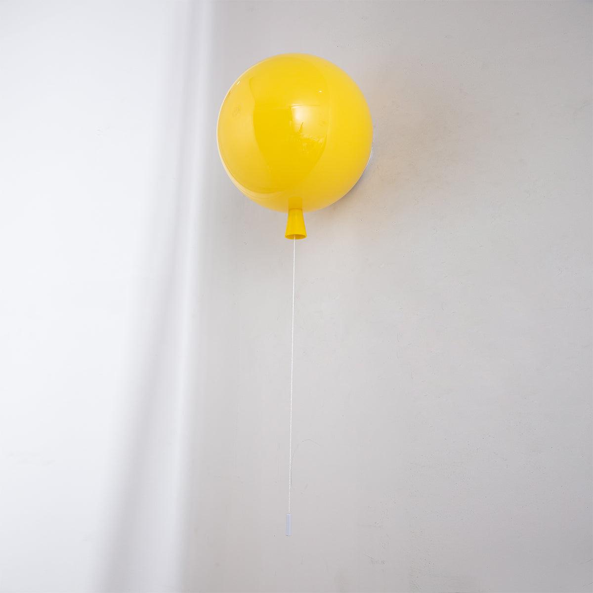 Soskalli Balloon Wall Light