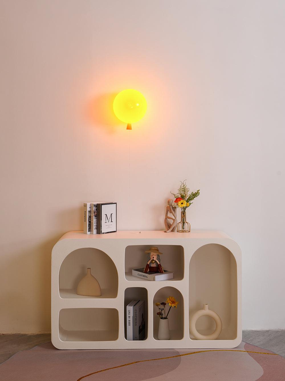 Soskalli Balloon Wall Light