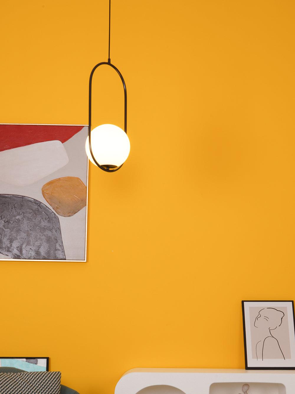 Kilinus Globe Pendant Light