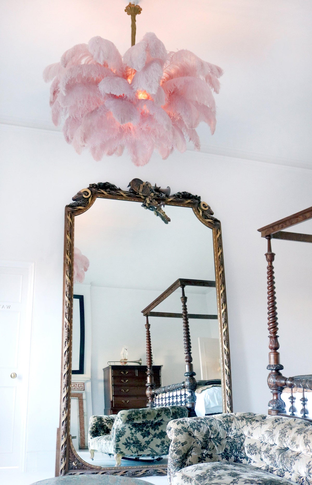Shini Chandelier