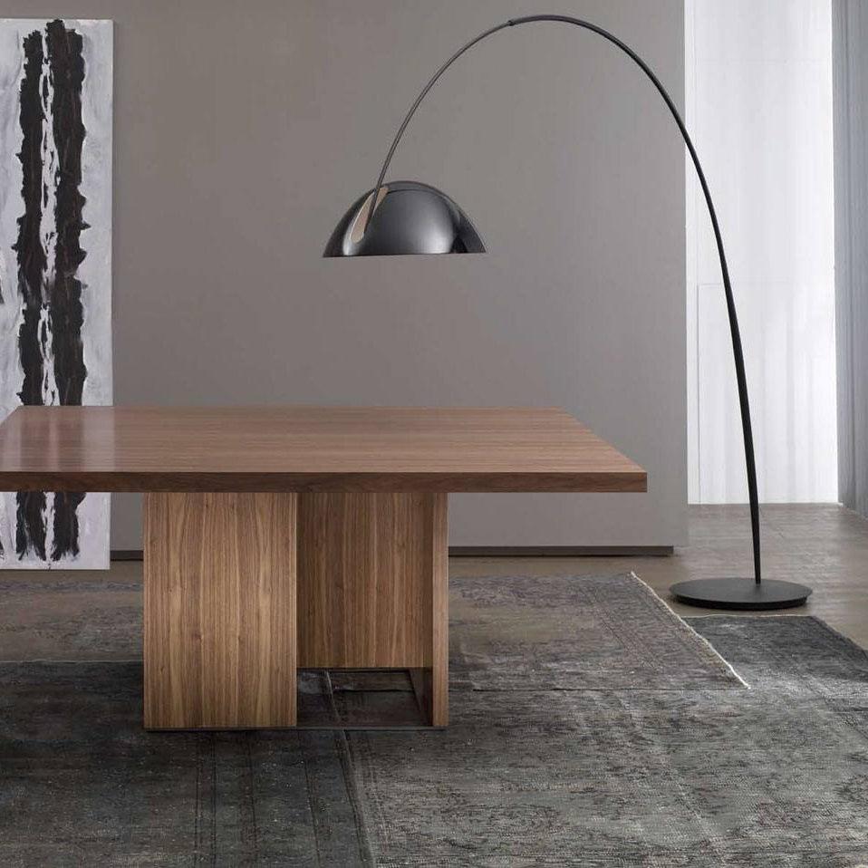 Zedo Arc Floor Lamp