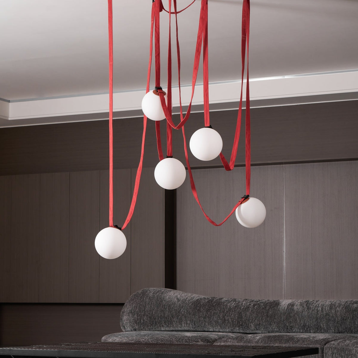 Herro Globe Pendant Light