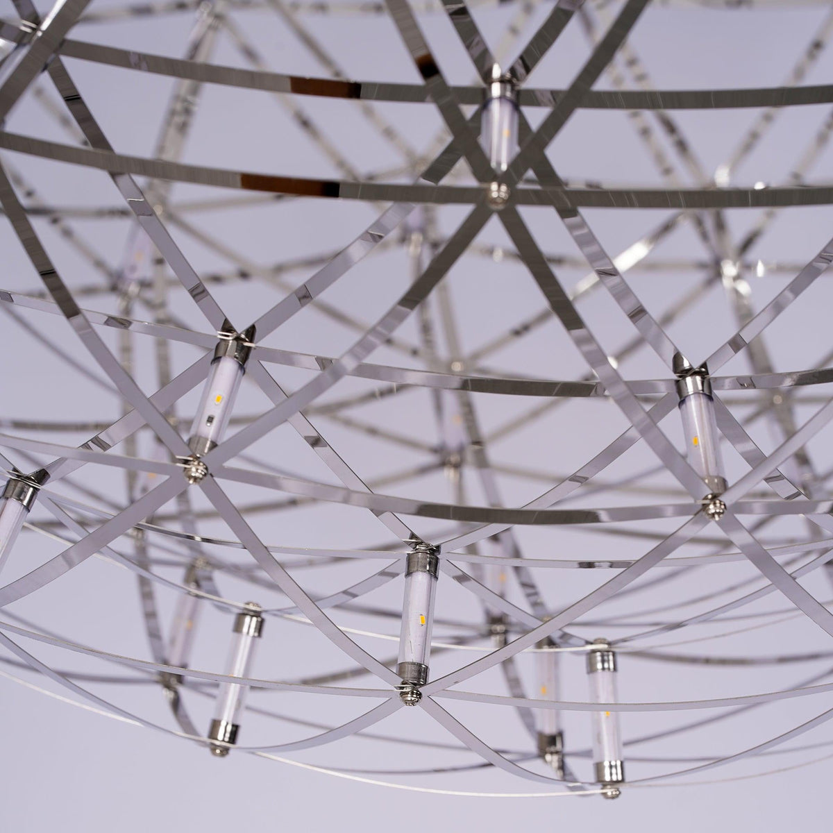 Risseri Globe Pendant Light