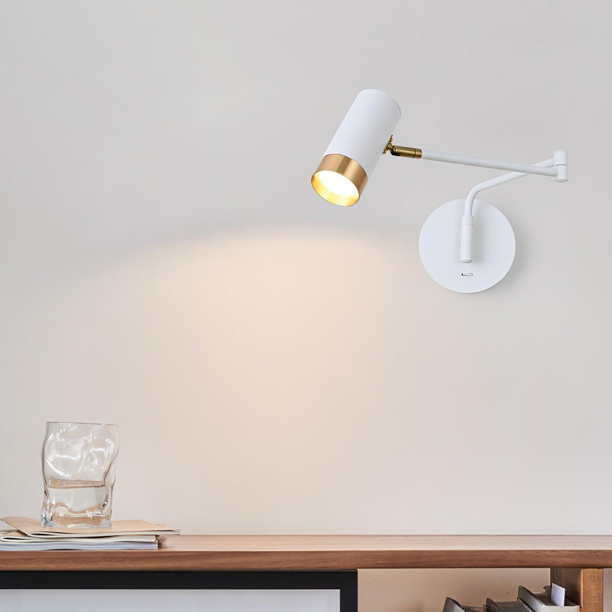 Nirerana Linear Wall Light