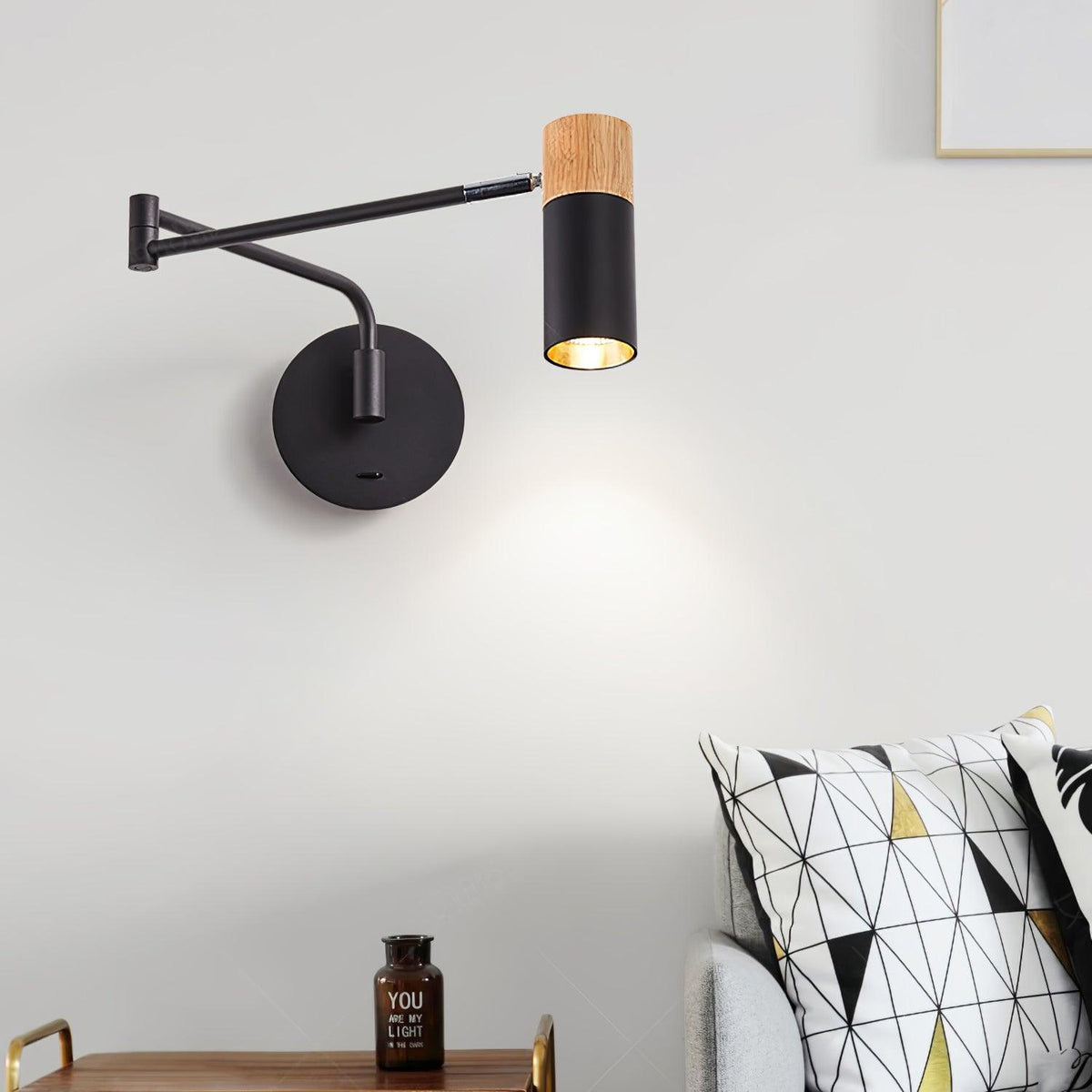 Nirerana Linear Wall Light