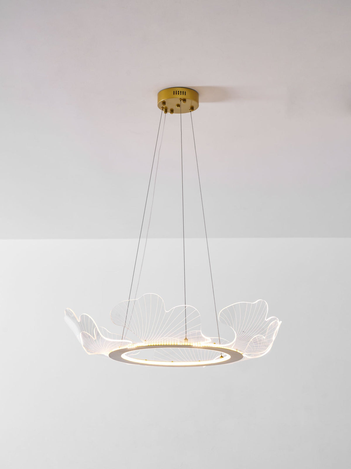 Delvani Leaf Chandelier