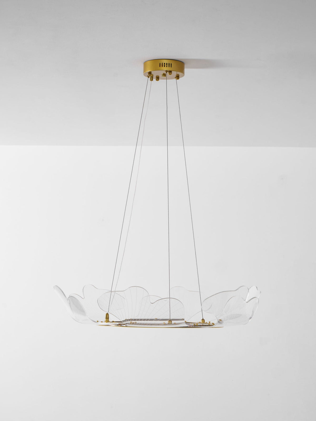 Delvani Leaf Chandelier