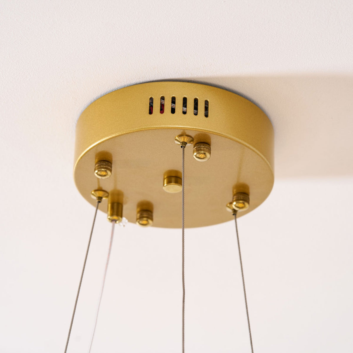Delvani Leaf Chandelier