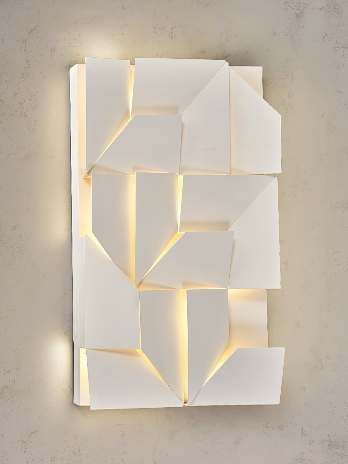 Tinunan Geometric Wall Light