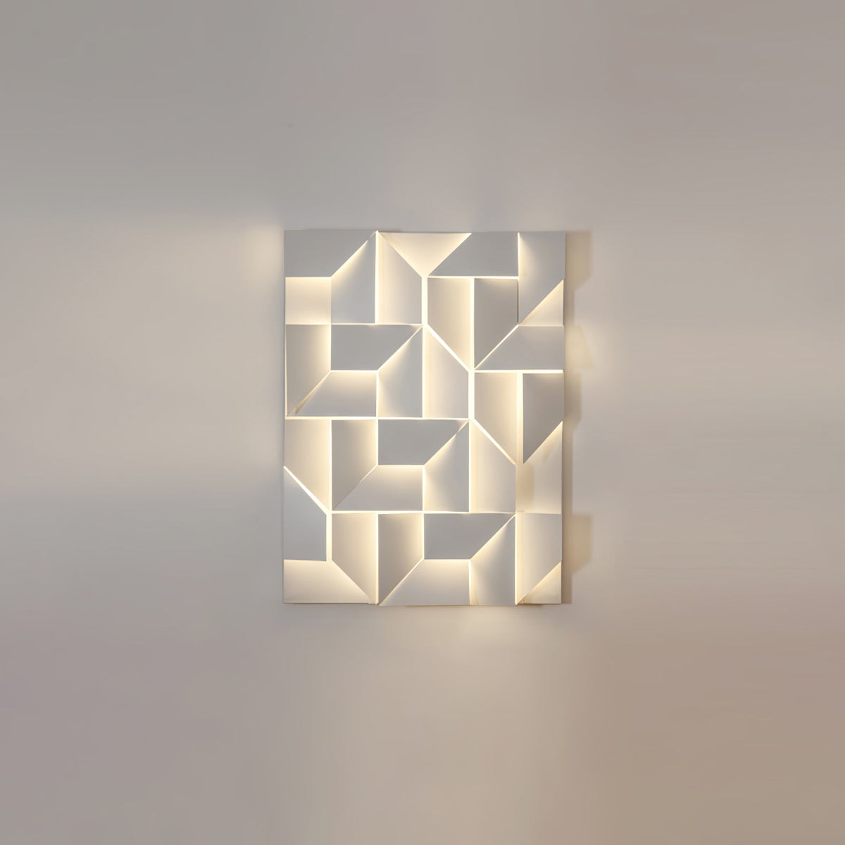 Tinunan Geometric Wall Light