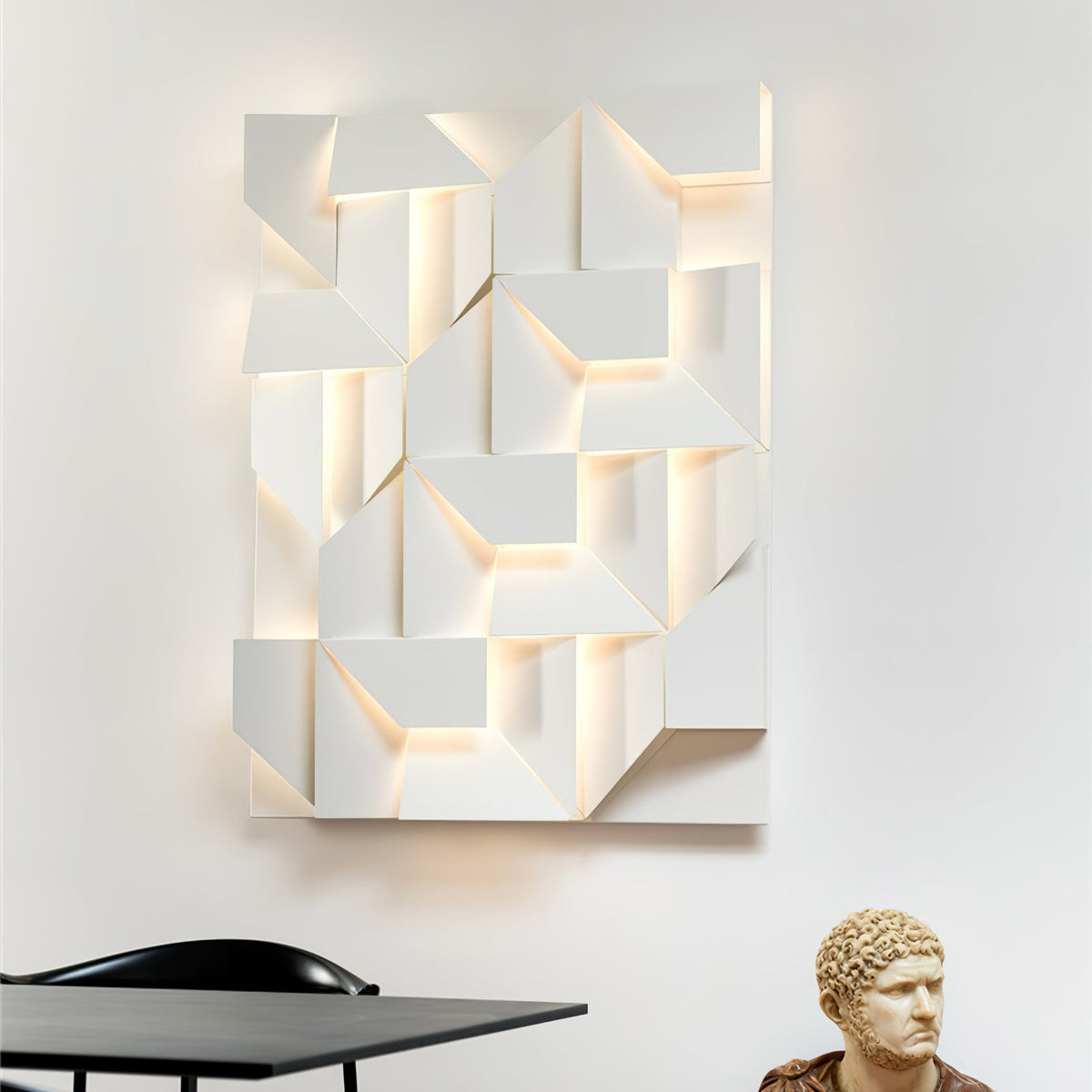Shadows Grand Sconce – detail 2