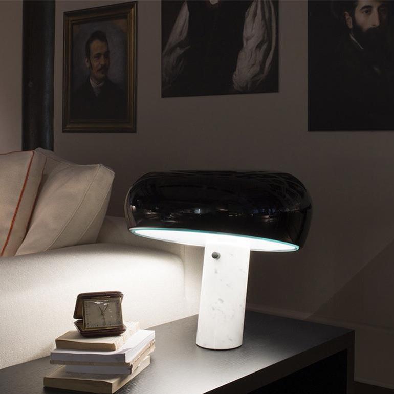 Stoskeni Table Lamp