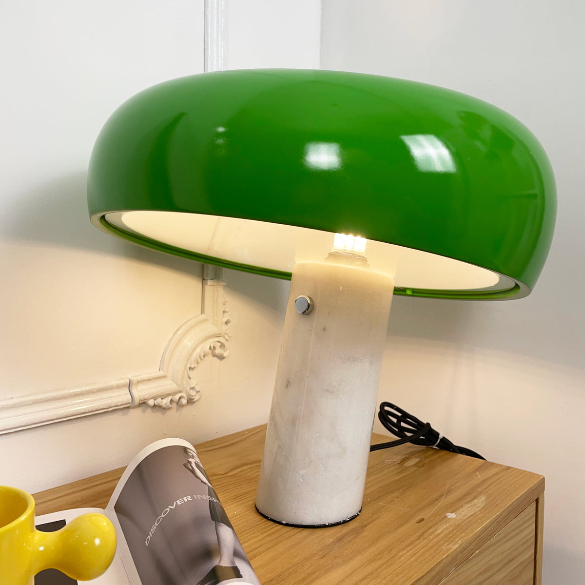 Stoskeni Table Lamp